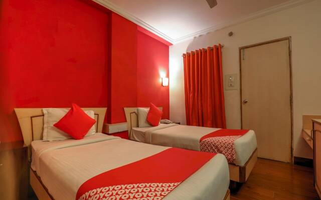 OYO 15959 The City Park