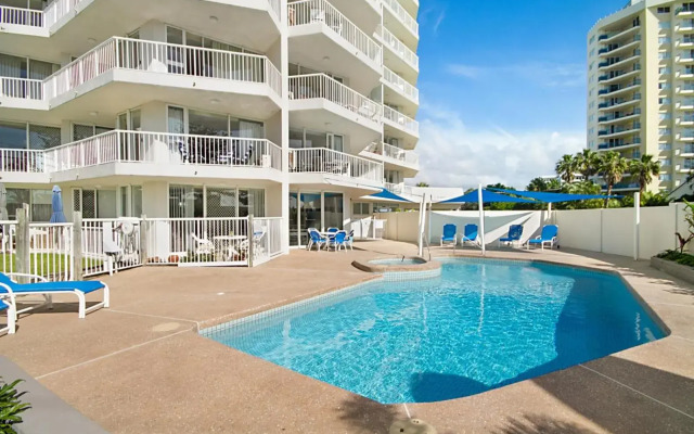 Meridian Tower Apartments