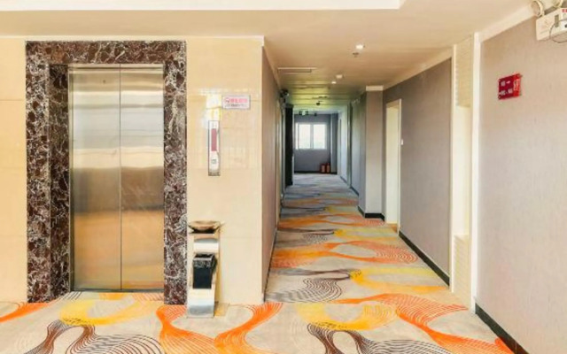 Lanli Lily Hotel (Xindacheng Times Square North Lake Park Store)