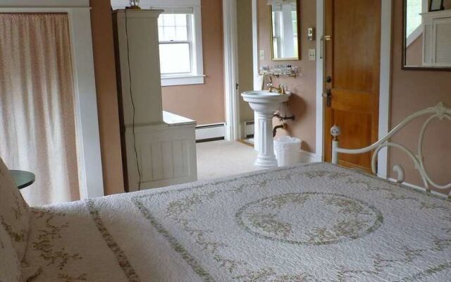 The Trumbull House Bed and Breakfast