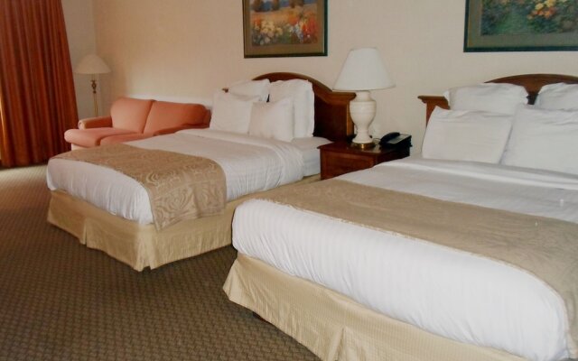 Quail Hollow Resort