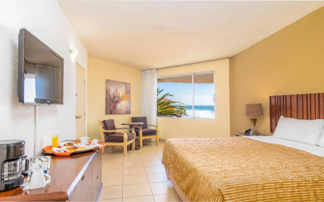 Puerto Nuevo Baja Hotel & Villas