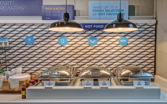 Holiday Inn Express Hotel & Suites Memphis Southwind by IHG