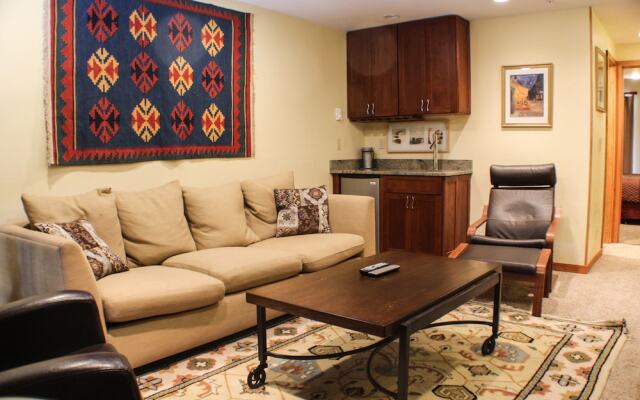 Axtel Condominiums by CB Lodging