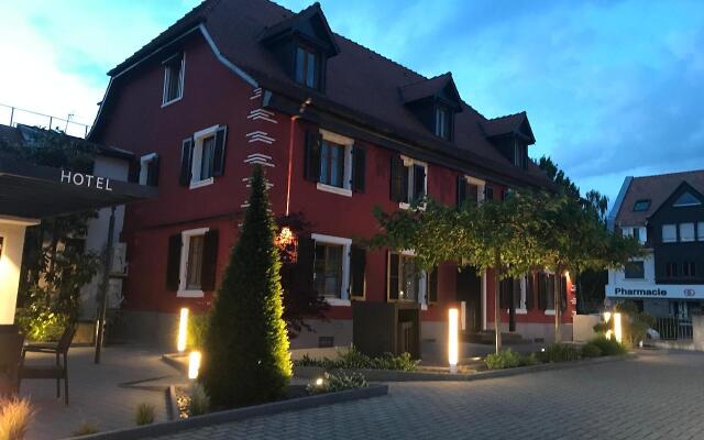 Logis Hôtel Au Lion Rouge