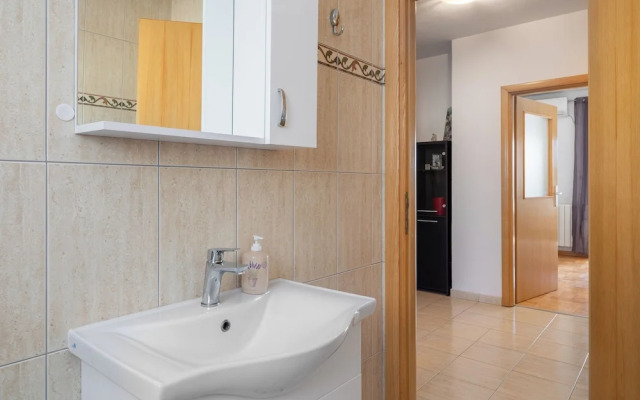 Sunshine Holiday Home