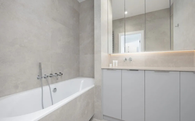 City Parking Mokotów by Renters Prestige