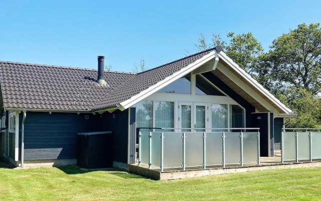 6 Person Holiday Home in Vinderup-by Traum