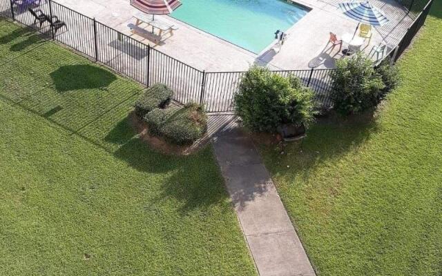 The Grand Hotel Spindletop