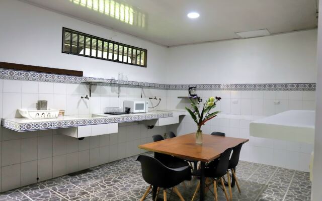 Asha Hostel