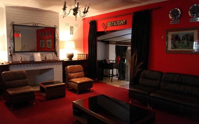 Africanza Lodge and Restaurant