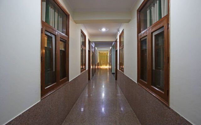 OYO Flagship 236 Sector 49