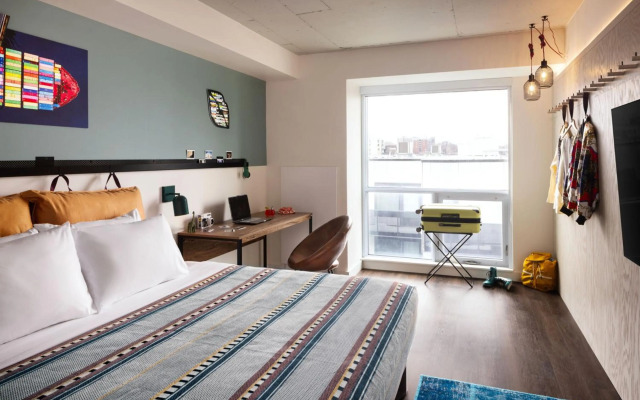 Moxy Halifax Downtown