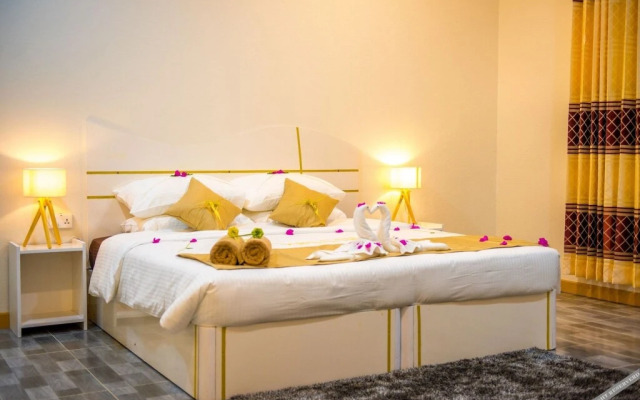 Mandhoo Guesthouse & Dive