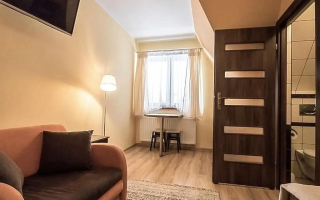 Sloneczny Dworek Guest House