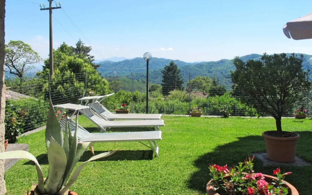 Sara Gello in Gello With 3 Bedrooms and 3 Bathrooms