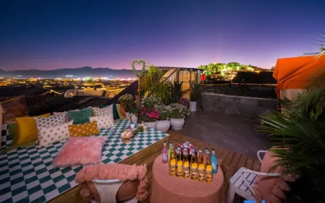 Yuyan Pavilion•Ancient City Panoramic Sky Garden Viewing Beauty Inn