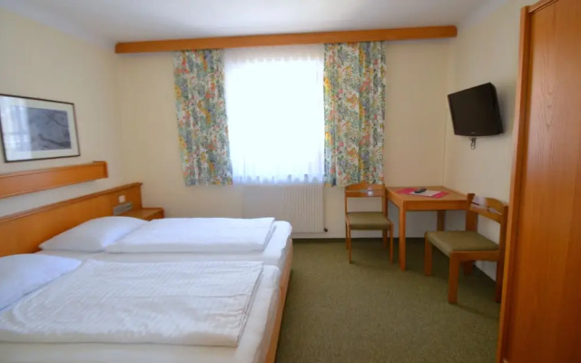 Hotel und Aparthotel Almrösl