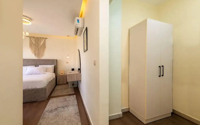 Madinaty Modern 3BR with Garden Views