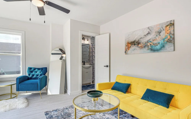 Pet-friendly Galveston Retreat < 1 Mi to Beaches!