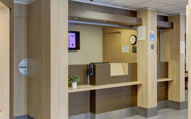 B&B HOTEL Reims Centre Gare