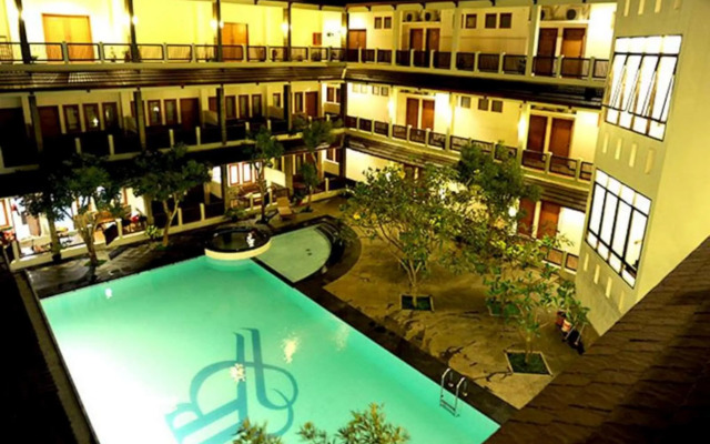 Laut Biru Resort Hotel