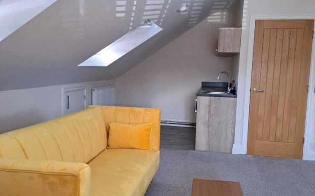 Lovely 1-bed Loft in Newport