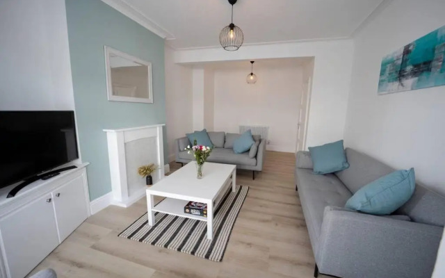 Spacious Holiday Home in Porthcawl