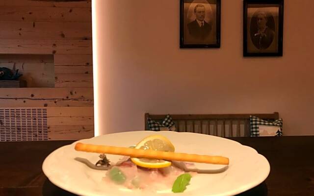 Hotel Pensione Camoscio