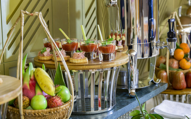 Starcity Hotel & Condotel Beachfront Nha Trang