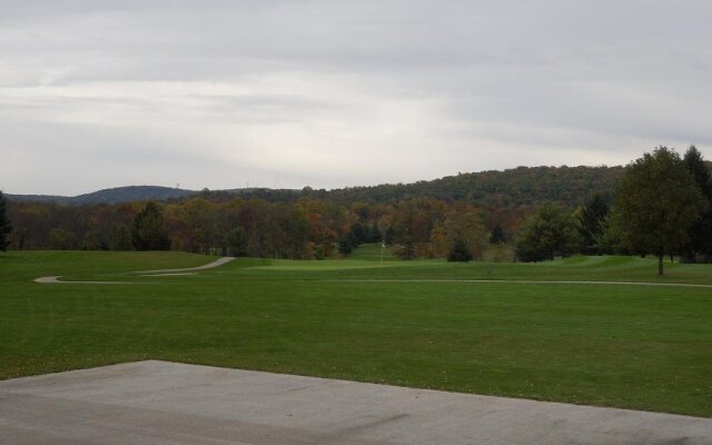 Guest Quarters at The Bridges Golf Club