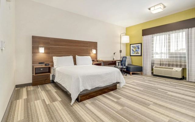Holiday Inn Express & Suites Medicine Hat Transcanada Hwy 1 by IHG