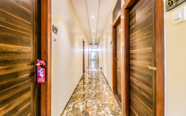 FabHotel Aksa International