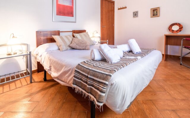 Sitito Escribano Apartment