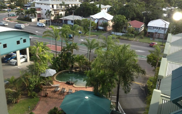 Cairns Sheridan Hotel