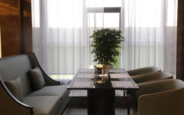 Stay International Hotel