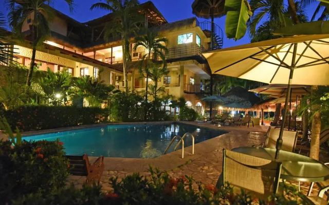 Canciones Del Mar Hotel