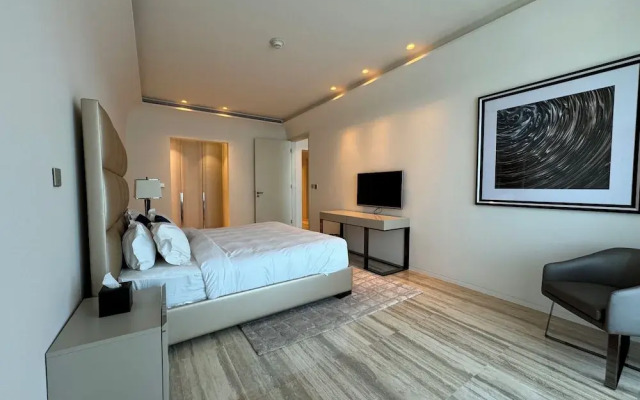 4Leisure Suites DAMAC Esclusiva Towers