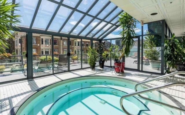 Perfect Upscale Location, Cozy 1 bdrm Unit