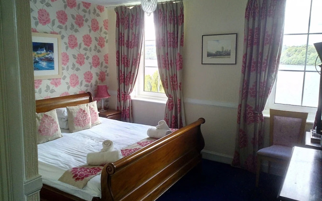 Portsonachan Hotel & Lodges