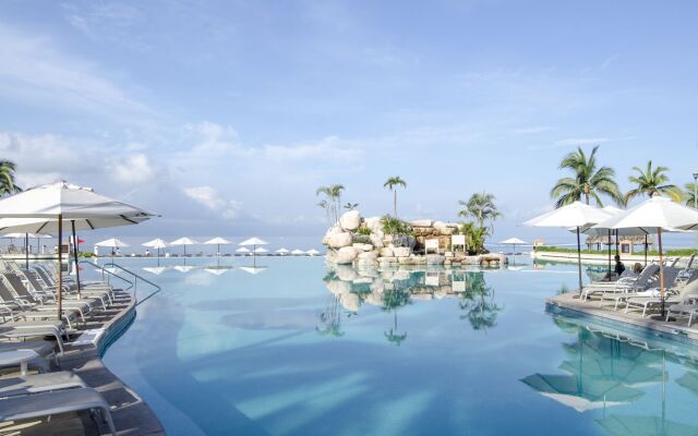 Marriott Puerto Vallarta Resort & Spa