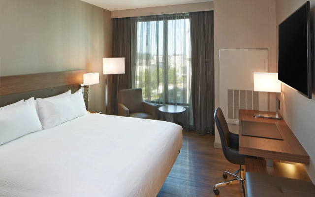 AC Hotel by Marriott Seattle Bellevue/Downtown