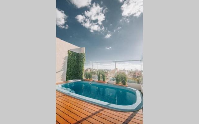 N1A2 - New, Nice, for Long and Short Stay