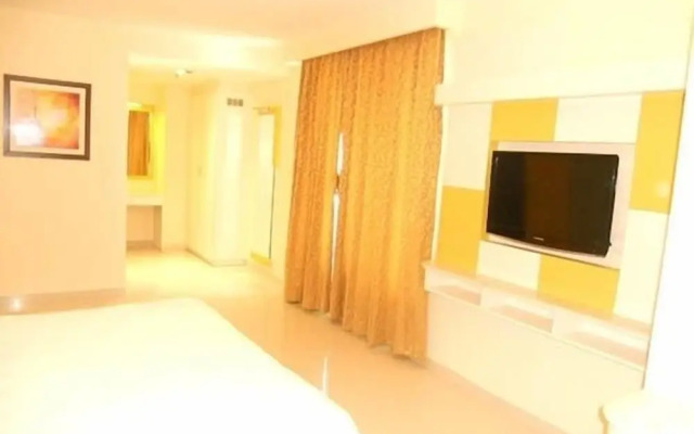 United-21, Hyderabad