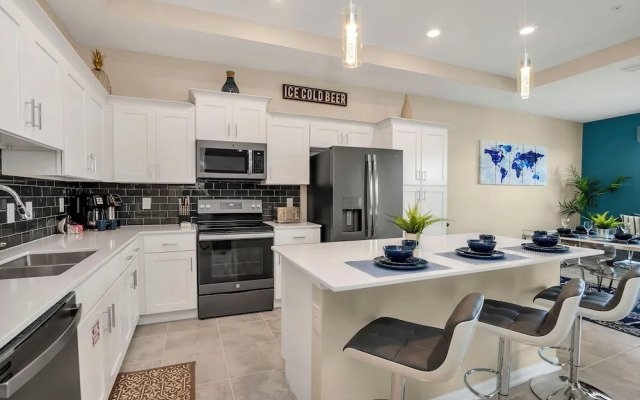 Cozy Condo Near Disney W/pool View! Free Waterpark