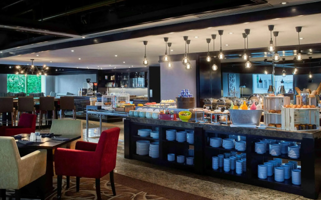 Pullman Kuala Lumpur City Centre Hotel & Residences