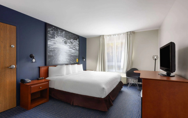 Super 8 by Wyndham Sainte Agathe Des Monts