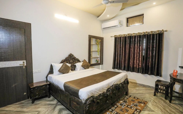 OYO 10286 Home Heritage 3BHK Villa Near Hiran Magri