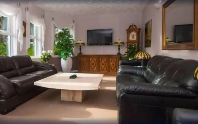 Somerton Lodge Hotel