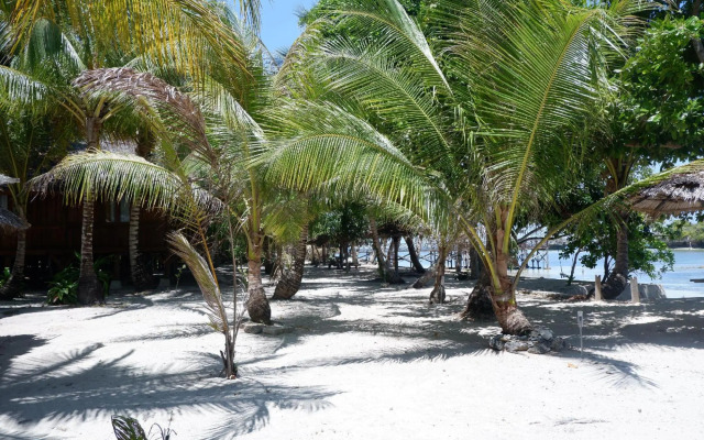 Wakatobi Patuno Diving & Beach Resort